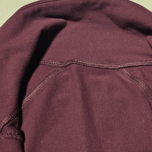 Lululemon Vine Plum Zip Up Jacket Zipped Pockets with Thumb Holes - Picture 8 of 11